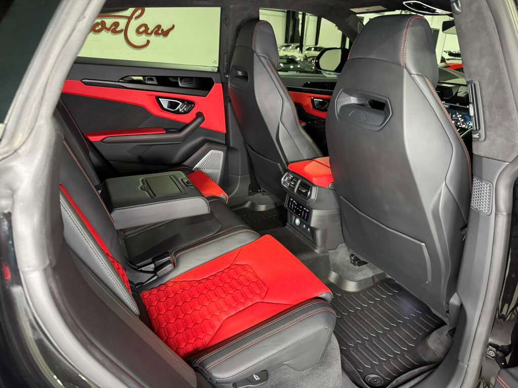 2022 Lamborghini Urus off-road build, lifted suspension, roof rack w/ LEDs, Bang & Olufsen audio system AND MUCH MORE!! Fort Lauderdale FL