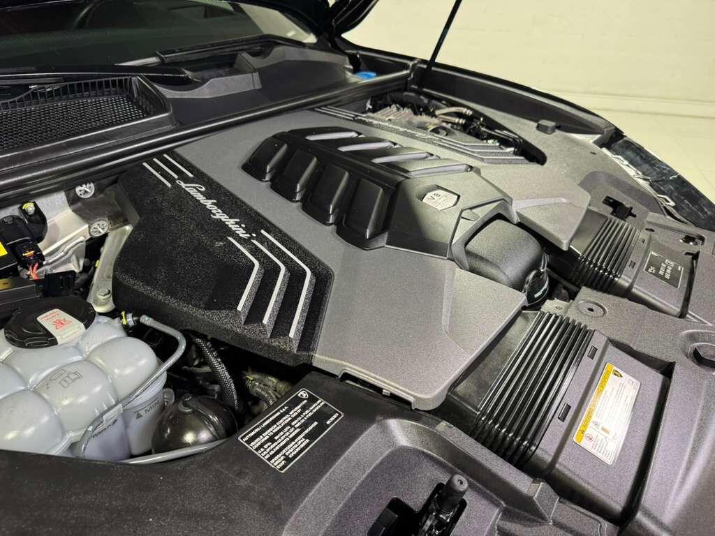 2022 Lamborghini Urus off-road build, lifted suspension, roof rack w/ LEDs, Bang & Olufsen audio system AND MUCH MORE!! Fort Lauderdale FL