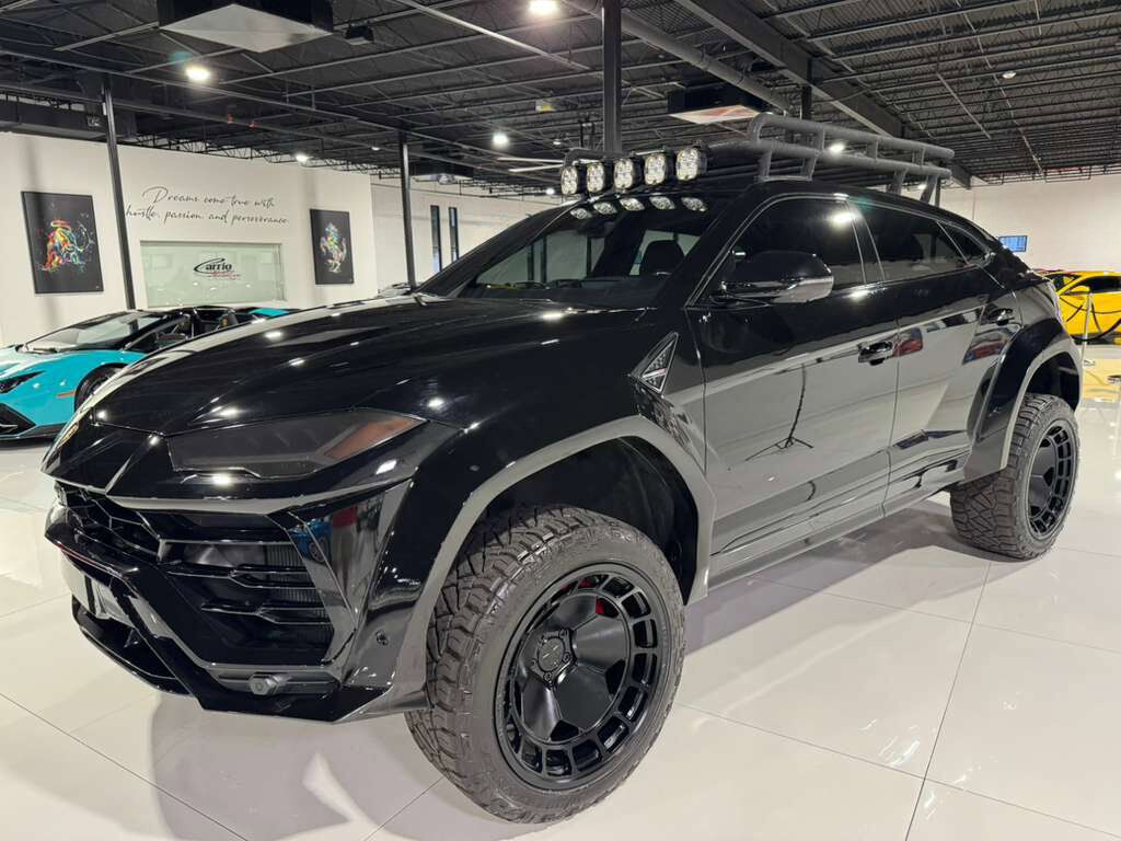 2022 Lamborghini Urus off-road build, lifted suspension, roof rack w/ LEDs, Bang & Olufsen audio system AND MUCH MORE!! Fort Lauderdale FL