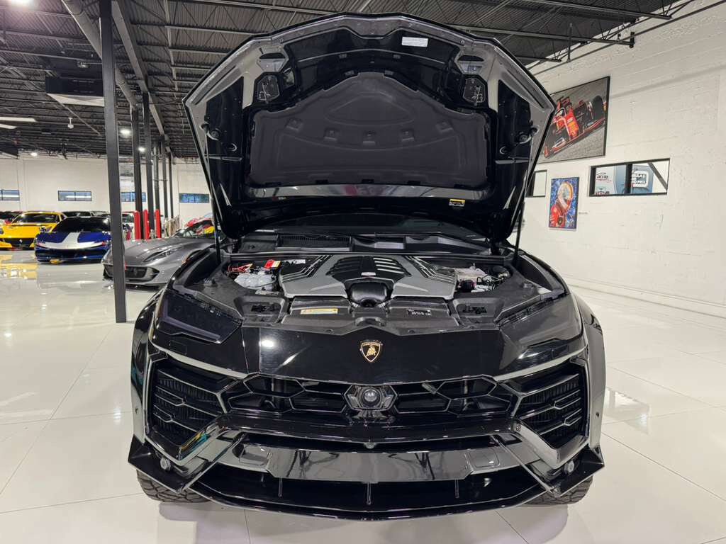 2022 Lamborghini Urus off-road build, lifted suspension, roof rack w/ LEDs, Bang & Olufsen audio system AND MUCH MORE!! Fort Lauderdale FL