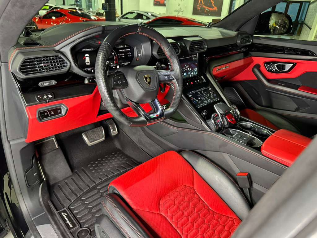 2022 Lamborghini Urus off-road build, lifted suspension, roof rack w/ LEDs, Bang & Olufsen audio system AND MUCH MORE!! Fort Lauderdale FL