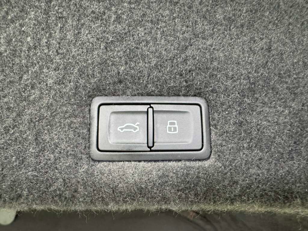 2022 Lamborghini Urus off-road build, lifted suspension, roof rack w/ LEDs, Bang & Olufsen audio system AND MUCH MORE!! Fort Lauderdale FL