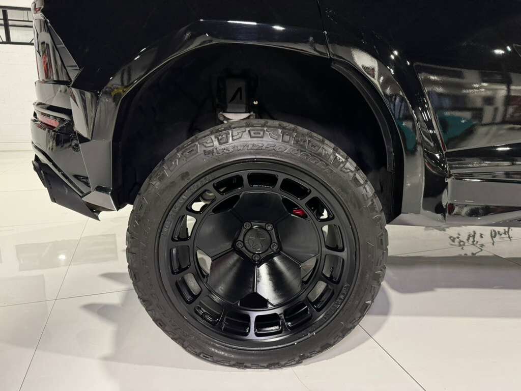 2022 Lamborghini Urus off-road build, lifted suspension, roof rack w/ LEDs, Bang & Olufsen audio system AND MUCH MORE!! Fort Lauderdale FL