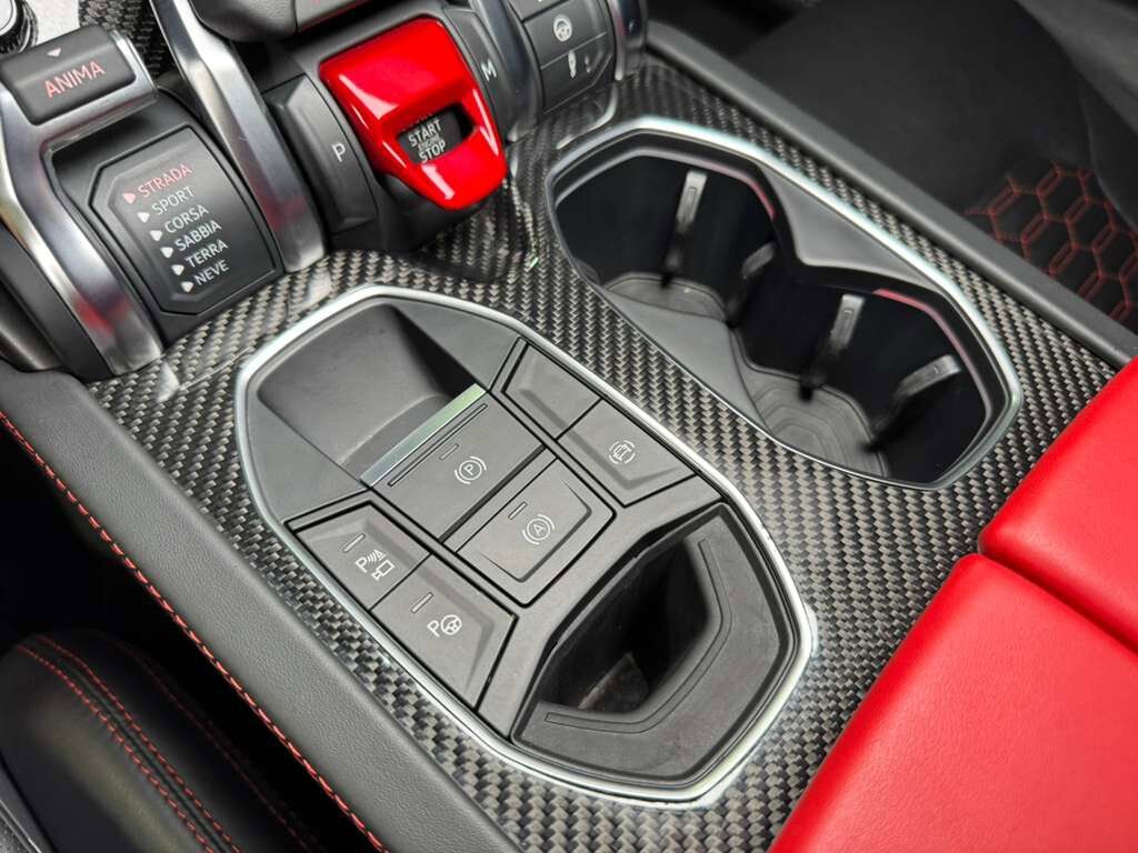 2022 Lamborghini Urus wide body kit, forged wheels, pano roof, Bang & Olufsen audio, carbon galore AND MUCH MORE!! Fort Lauderdale FL
