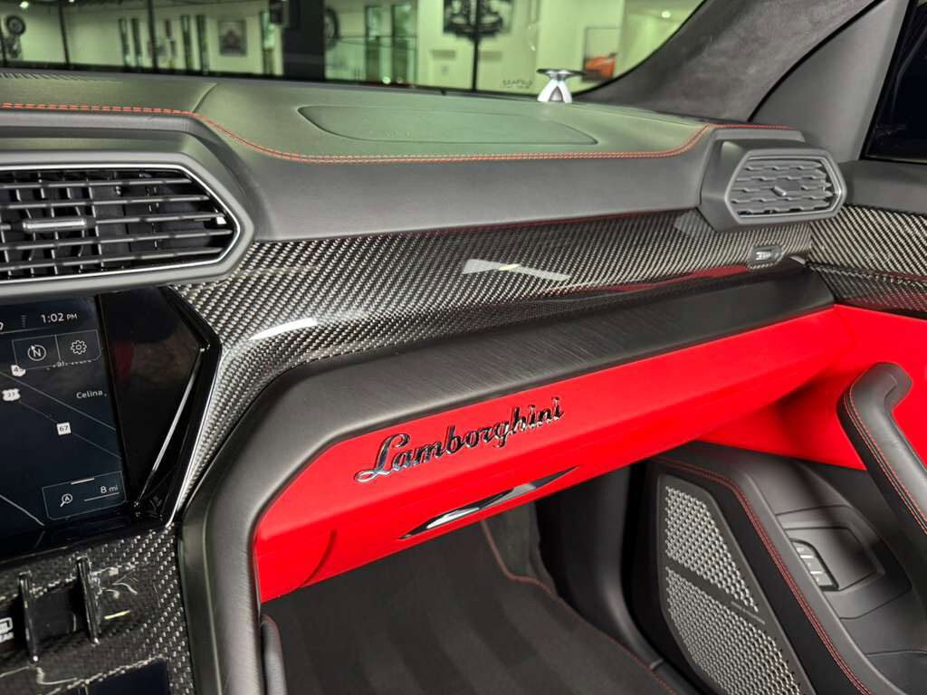 2022 Lamborghini Urus wide body kit, forged wheels, pano roof, Bang & Olufsen audio, carbon galore AND MUCH MORE!! Fort Lauderdale FL
