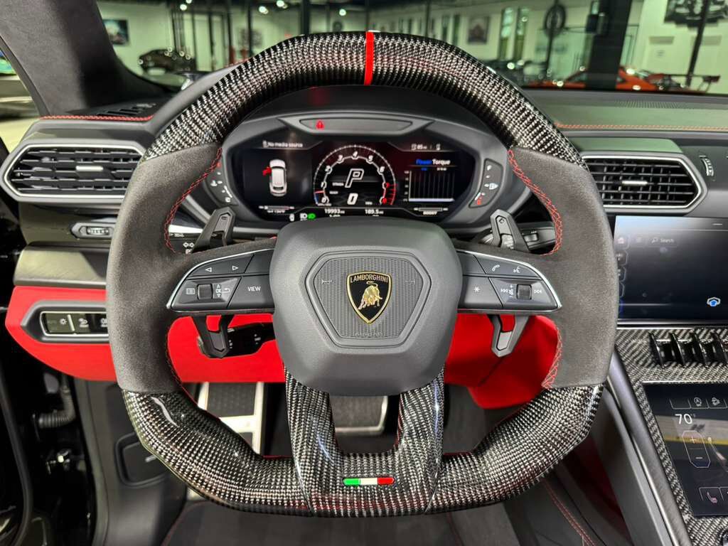 2022 Lamborghini Urus wide body kit, forged wheels, pano roof, Bang & Olufsen audio, carbon galore AND MUCH MORE!! Fort Lauderdale FL