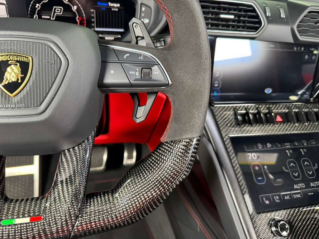 2022 Lamborghini Urus wide body kit, forged wheels, pano roof, Bang & Olufsen audio, carbon galore AND MUCH MORE!! Fort Lauderdale FL