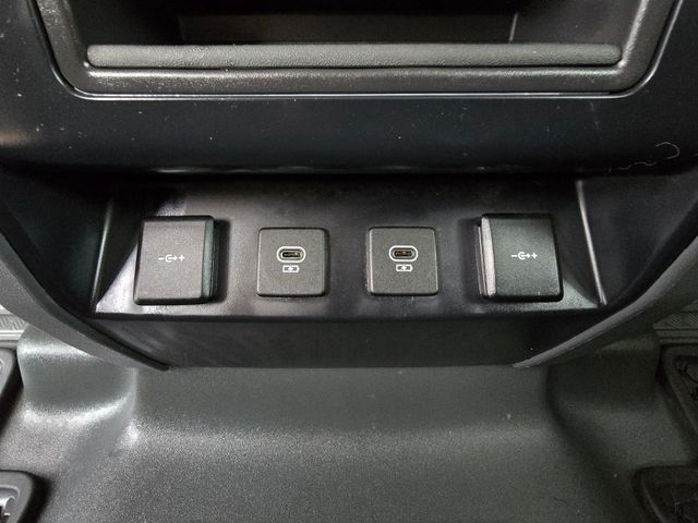 2022 Land Rover Defender 110 S Folsom CA