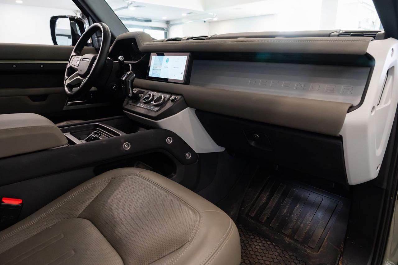 2022 Land Rover Defender 110 SE Gladstone OR