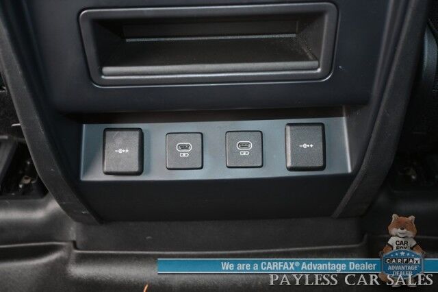 2022 Land Rover Defender 110 STANDARD / AWD / Cold Climate Pkg / Heated Cloth Seats / Heated Steering Wheel / Lane Watch & Blind Spot Alert / Navigation / Apple CarPlay & Android Auto / 360 Camera / Roof Rack / Block Heater / Tow Pkg Anchorage AK