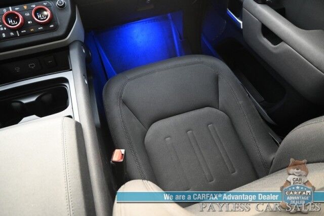 2022 Land Rover Defender 110 STANDARD / AWD / Cold Climate Pkg / Heated Cloth Seats / Heated Steering Wheel / Lane Watch & Blind Spot Alert / Navigation / Apple CarPlay & Android Auto / 360 Camera / Roof Rack / Block Heater / Tow Pkg Anchorage AK