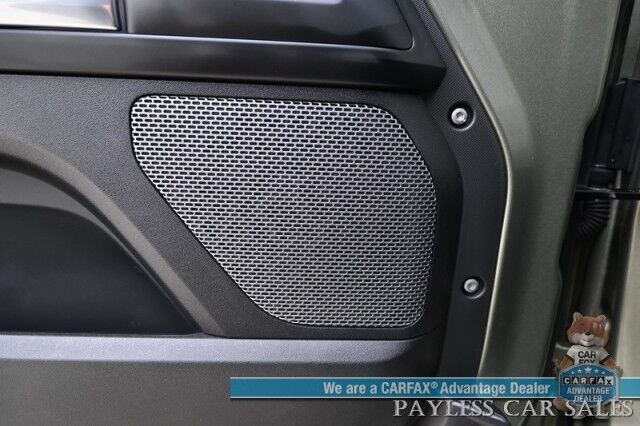 2022 Land Rover Defender 110 STANDARD / AWD / Cold Climate Pkg / Heated Cloth Seats / Heated Steering Wheel / Lane Watch & Blind Spot Alert / Navigation / Apple CarPlay & Android Auto / 360 Camera / Roof Rack / Block Heater / Tow Pkg Anchorage AK