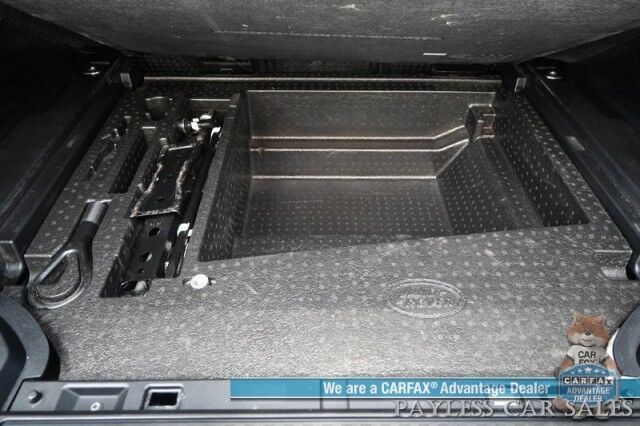 2022 Land Rover Defender 110 STANDARD / AWD / Cold Climate Pkg / Heated Cloth Seats / Heated Steering Wheel / Lane Watch & Blind Spot Alert / Navigation / Apple CarPlay & Android Auto / 360 Camera / Roof Rack / Block Heater / Tow Pkg Anchorage AK