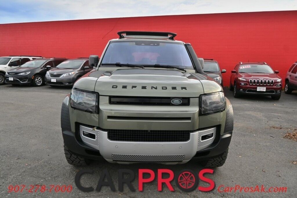 2022 Land Rover Defender 110 Standard - All Wheel Drive - Heated Seats - Snorkel Kit - Expedition Roof Rack - 360 Parking Aid with Rear Camera - Block Heater - BSM - Bluetooth - Navigation - Air Ride Suspension - Tow Package