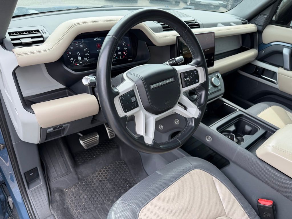 2022 Land Rover Defender 110 X-Dynamic HSE Orange MA