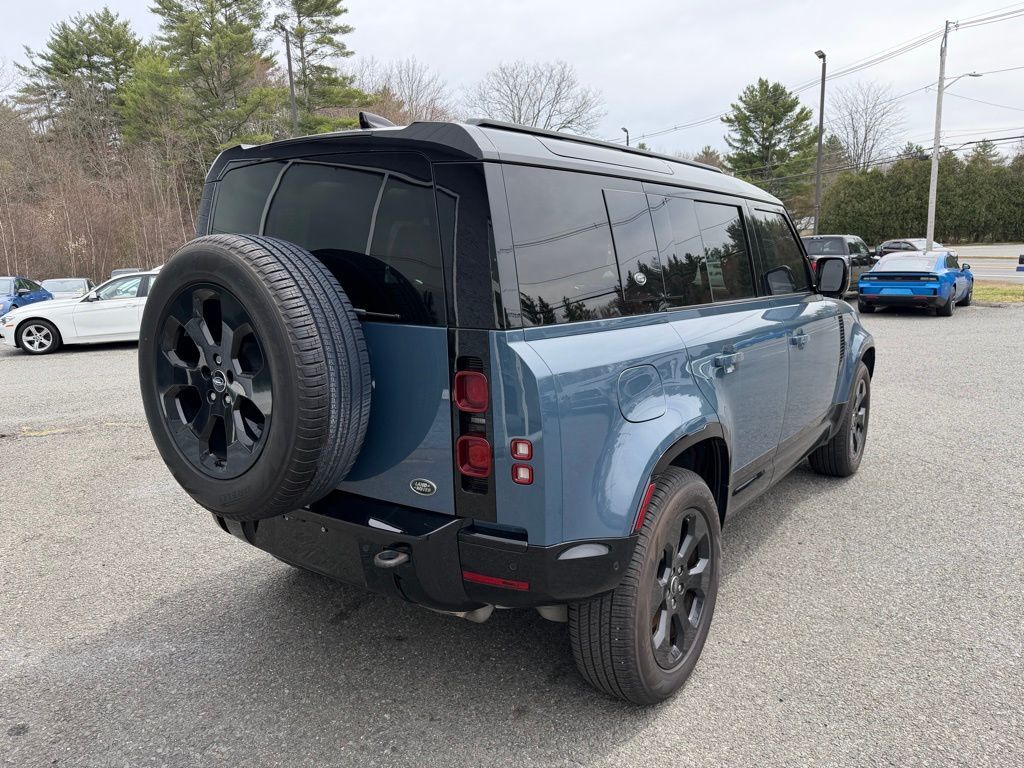 2022 Land Rover Defender 110 X-Dynamic HSE Orange MA