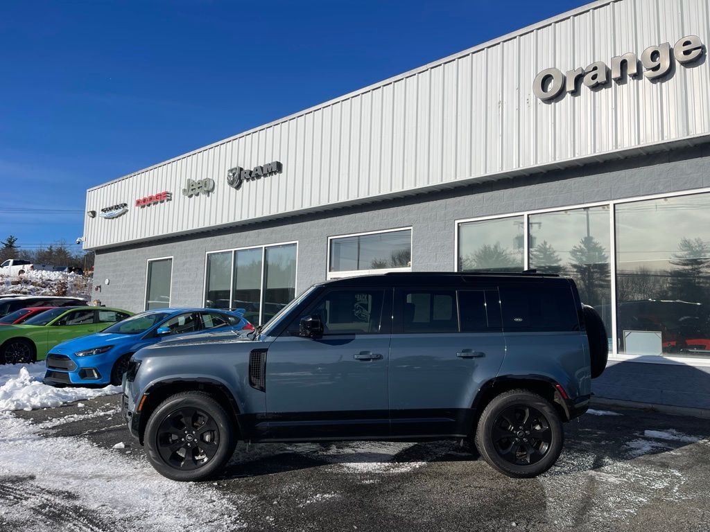 2022 Land Rover Defender 110 X-Dynamic HSE