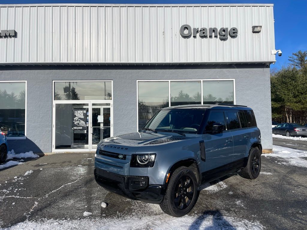 2022 Land Rover Defender 110 X-Dynamic HSE