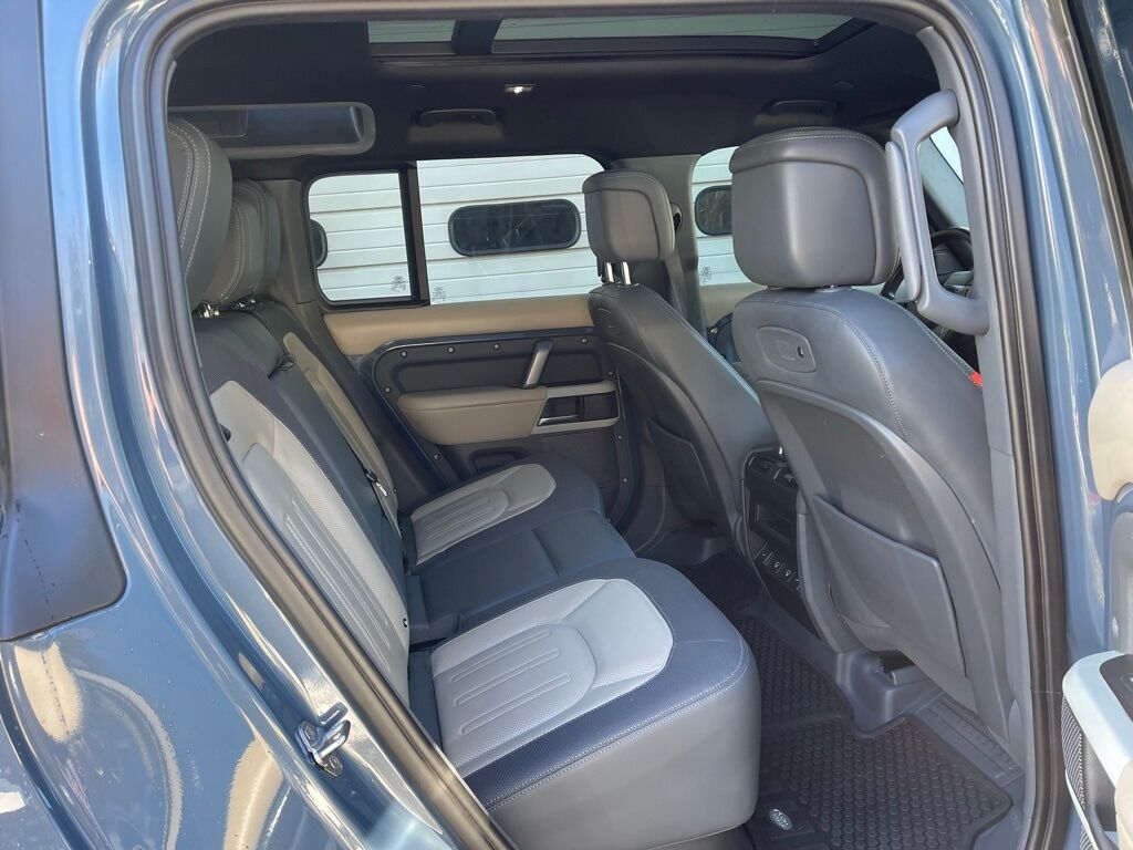 2022 Land Rover Defender 110 X-Dynamic HSE Orange MA