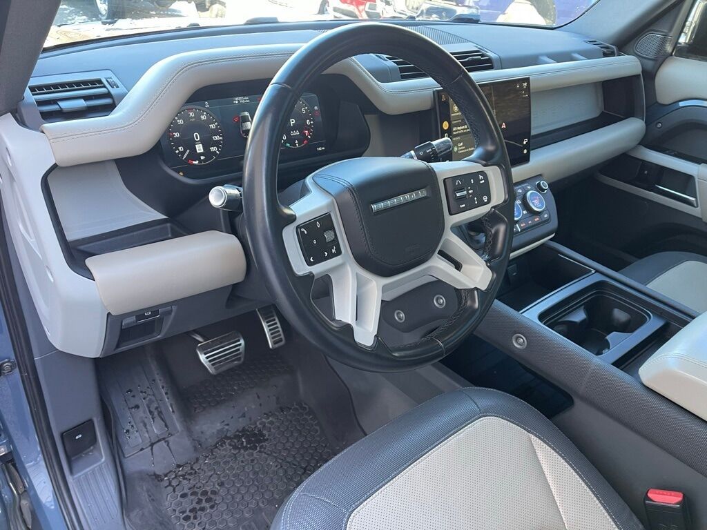 2022 Land Rover Defender 110 X-Dynamic HSE Orange MA