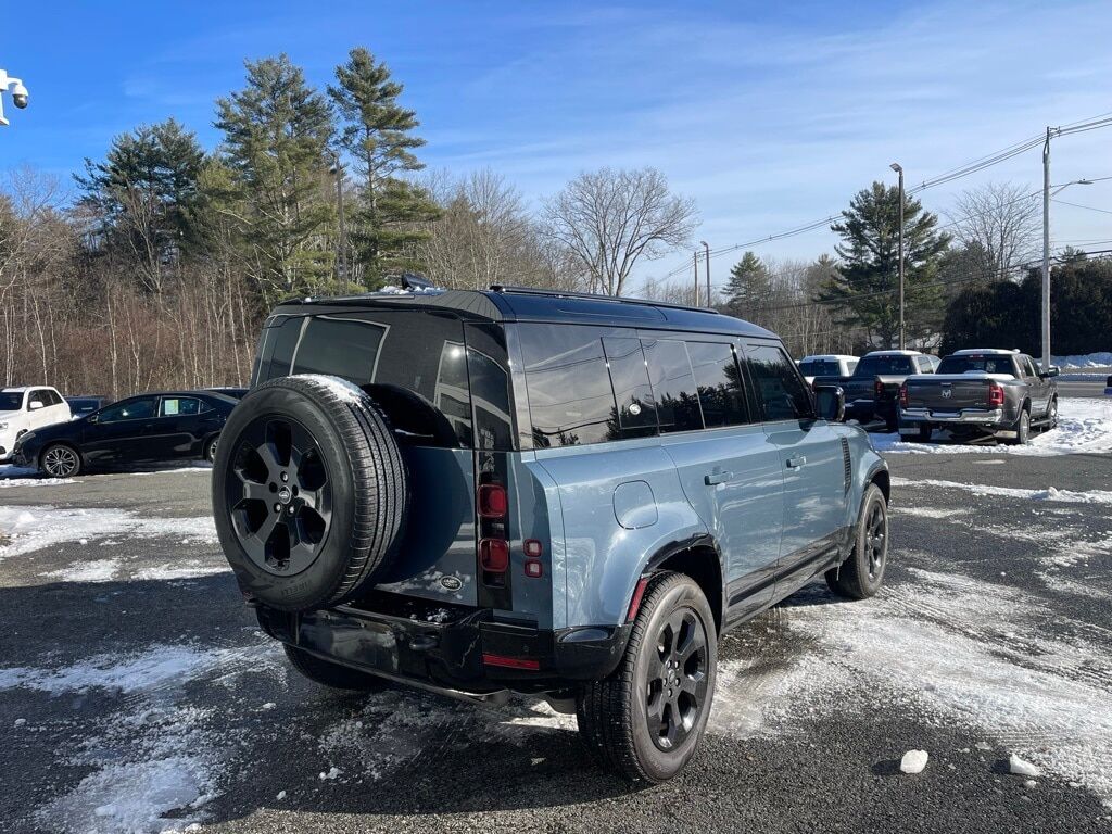 2022 Land Rover Defender 110 X-Dynamic HSE Orange MA