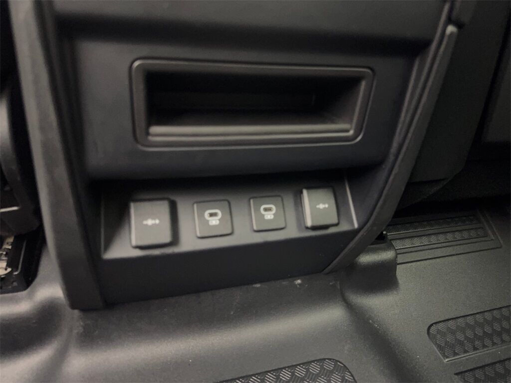 2022 Land Rover Defender 110 X-Dynamic SE NAV,CAM,PANO,HTD STS,BLIND SPOT Irving TX