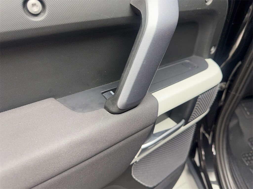2022 Land Rover Defender 110 X-Dynamic SE NAV,CAM,PANO,HTD STS,BLIND SPOT Irving TX