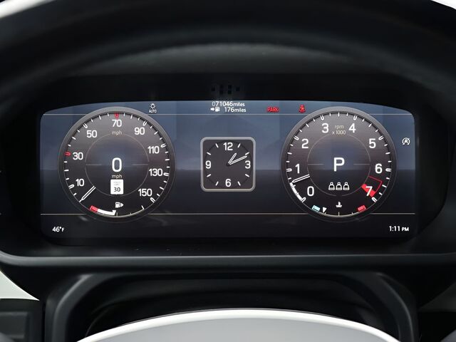 2022 Land Rover Defender 110 X-Dynamic SE Oshkosh WI