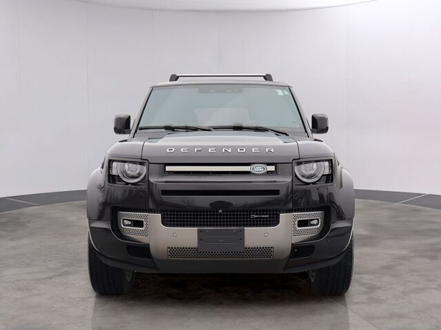 2022 Land Rover Defender 110 X-Dynamic SE Oshkosh WI