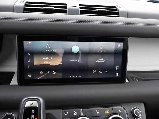 2022 Land Rover Defender 110 X-Dynamic SE Oshkosh WI