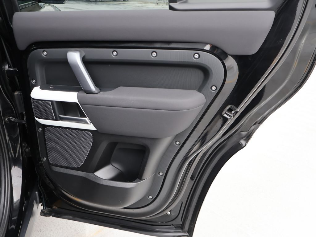 2022 Land Rover Defender 110 X-Dynamic SE San Clemente CA