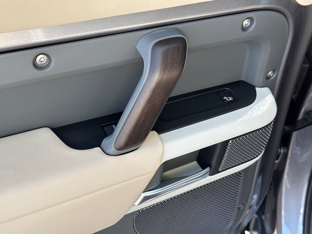 2022 Land Rover Defender 110 X-Dynamic SE Tucson AZ