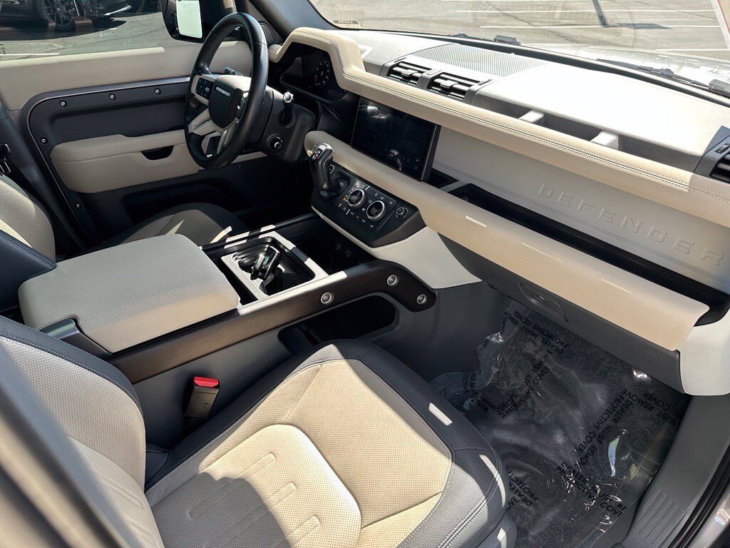 2022 Land Rover Defender 110 X-Dynamic SE Tucson AZ