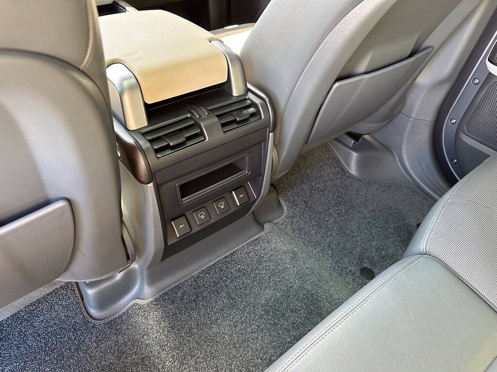 2022 Land Rover Defender 110 X-Dynamic SE Tucson AZ