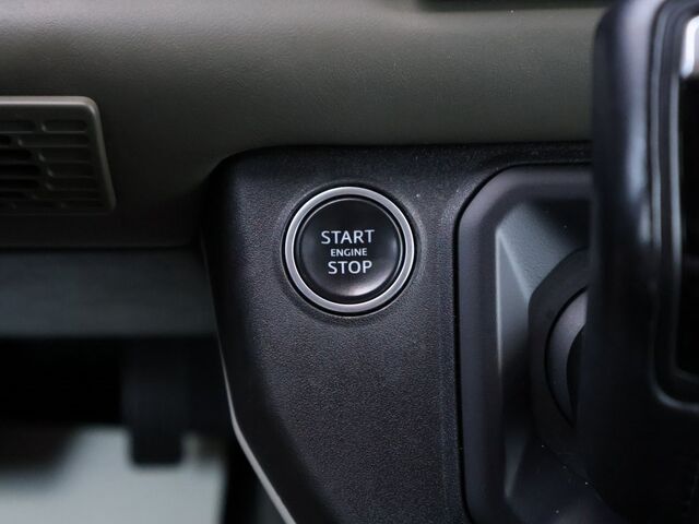 2022 Land Rover Defender 110 XS Edition Oshkosh WI