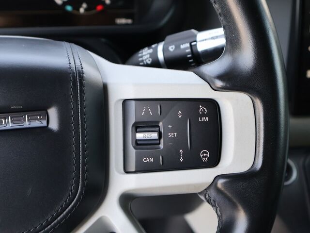 2022 Land Rover Defender 110 XS Edition Oshkosh WI