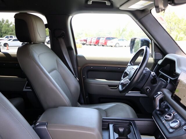 2022 Land Rover Defender 110 XS Edition Oshkosh WI