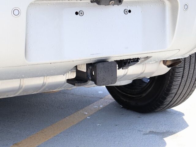 2022 Land Rover Defender 110 XS Edition Oshkosh WI