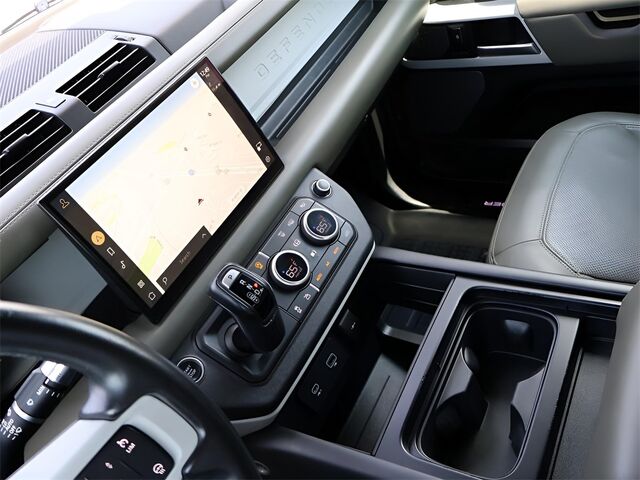 2022 Land Rover Defender 110 XS Edition Oshkosh WI