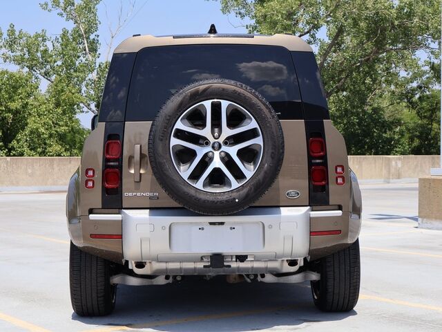 2022 Land Rover Defender 110 XS Edition Oshkosh WI