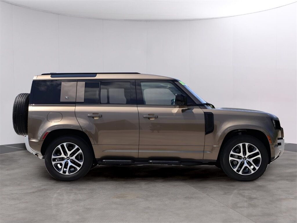 2022 Land Rover Defender 110 XS Edition San Clemente CA