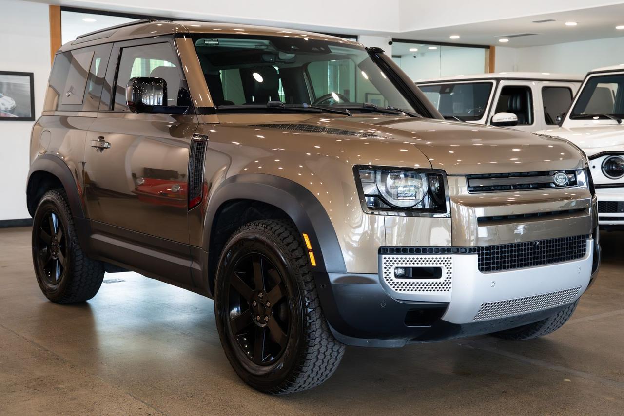 2022 Land Rover Defender 90 S