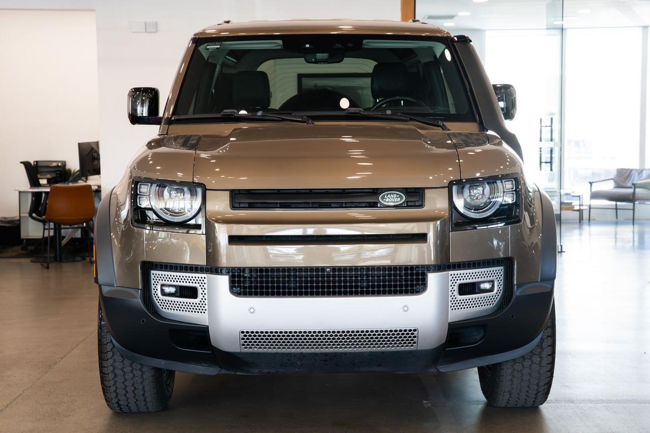 2022 Land Rover Defender 90 S