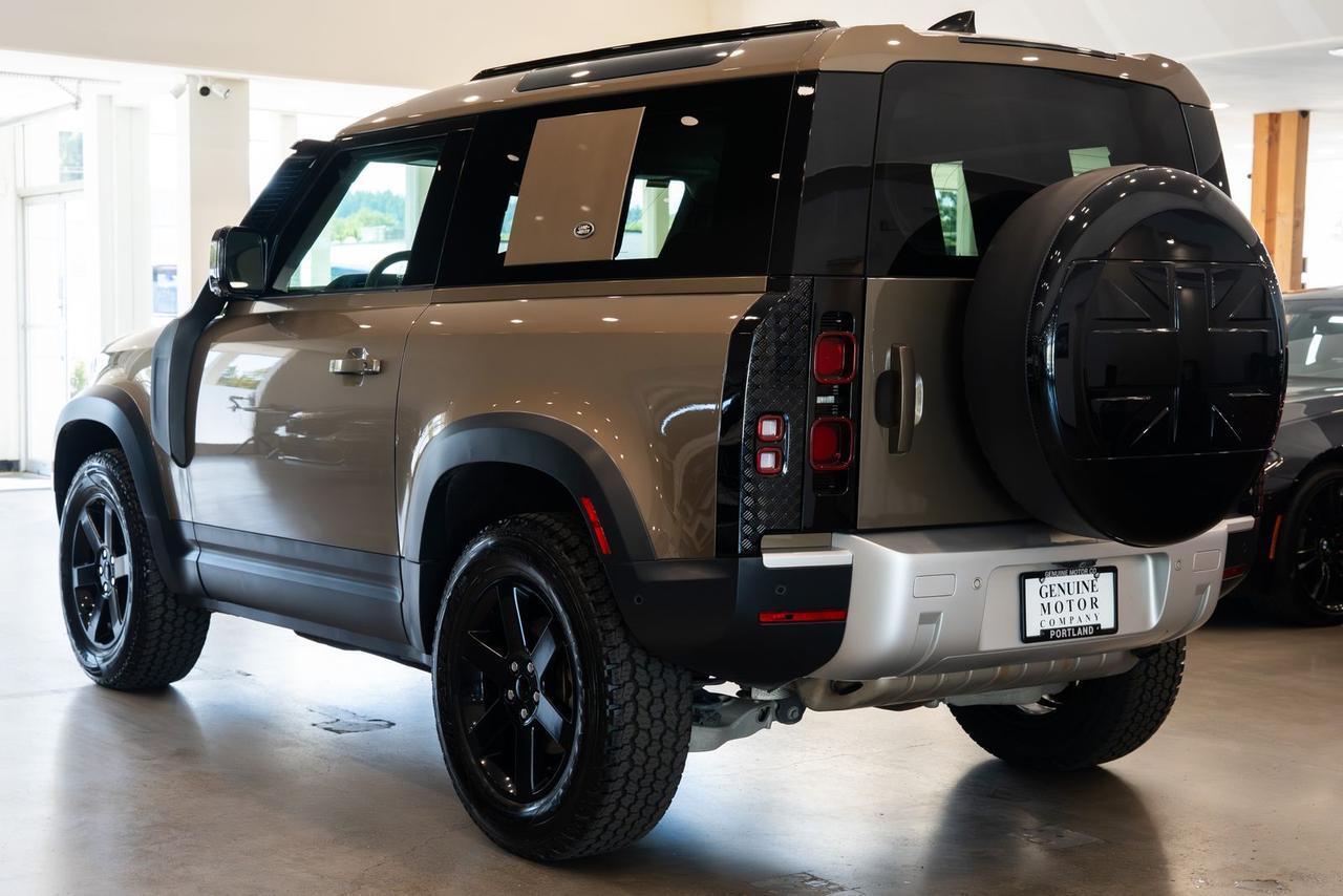 2022 Land Rover Defender 90 S Gladstone OR