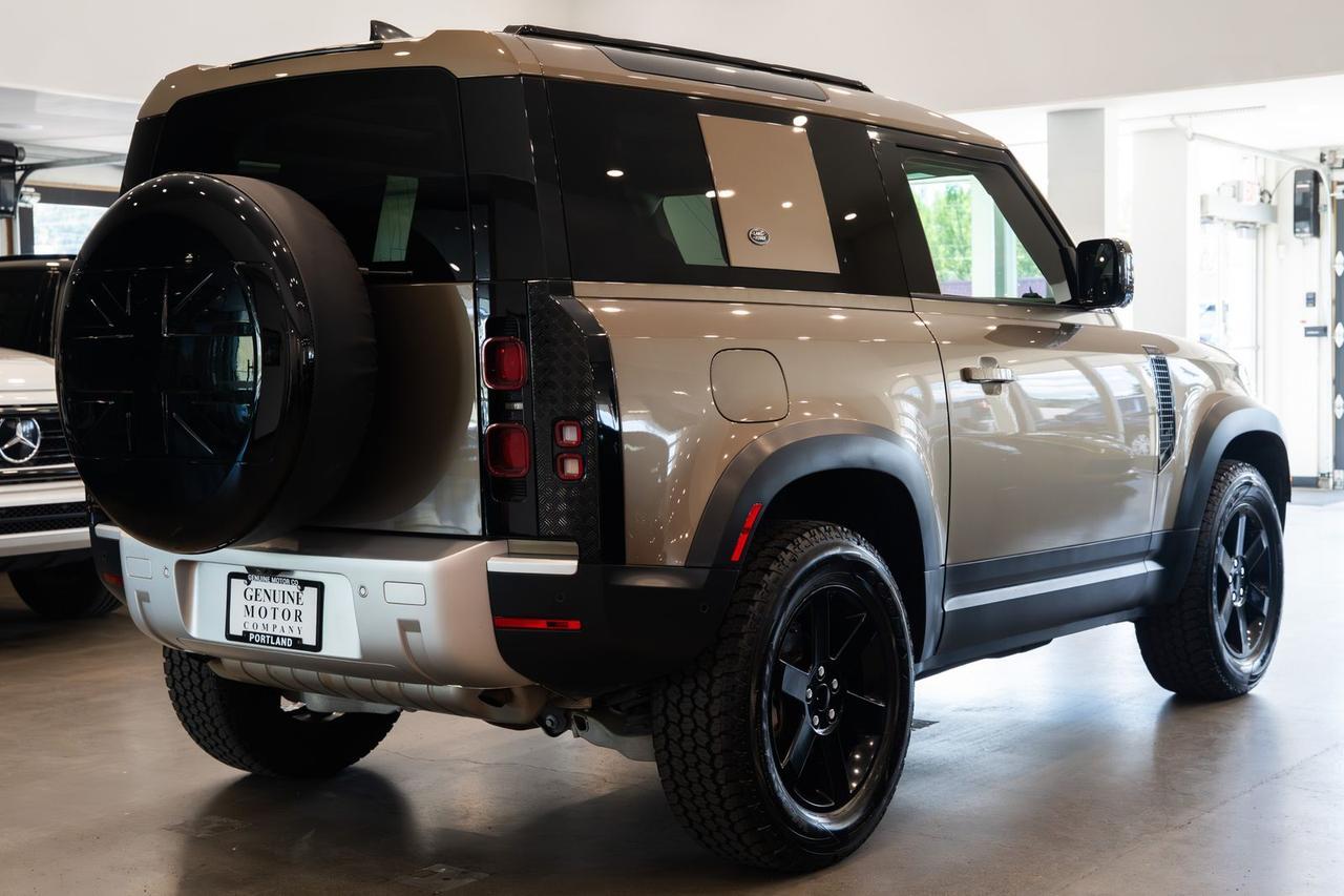 2022 Land Rover Defender 90 S Gladstone OR