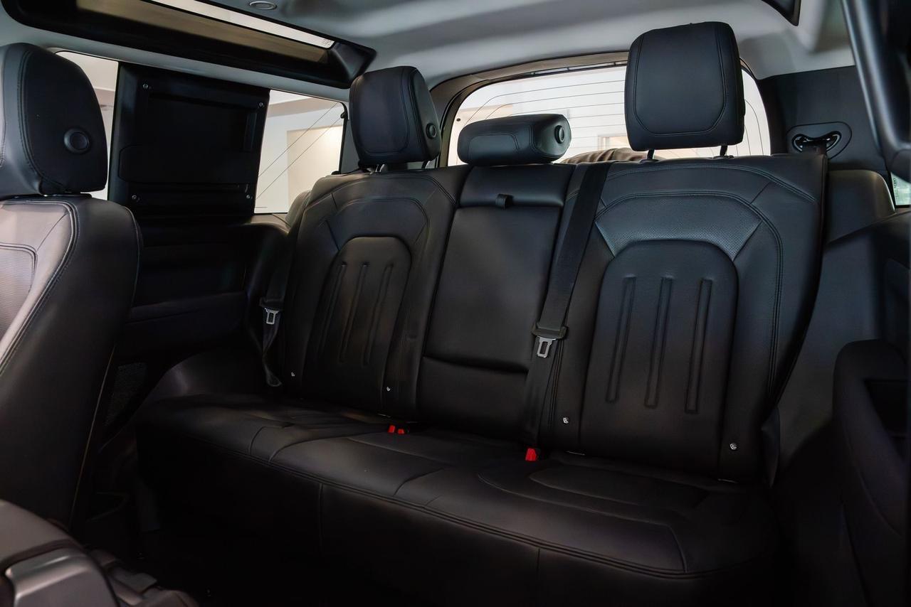 2022 Land Rover Defender 90 S Gladstone OR