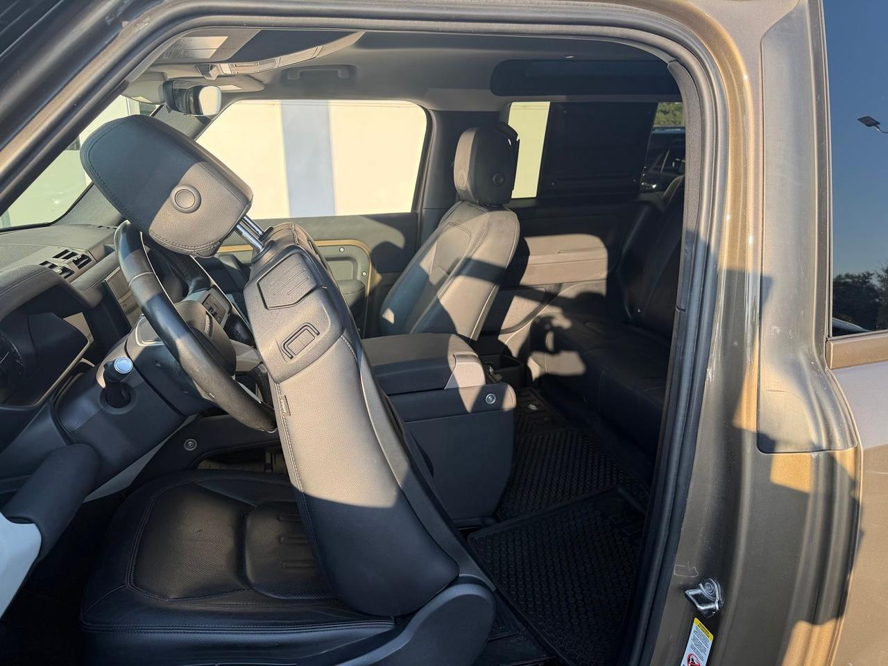 2022 Land Rover Defender 90 S Gladstone OR