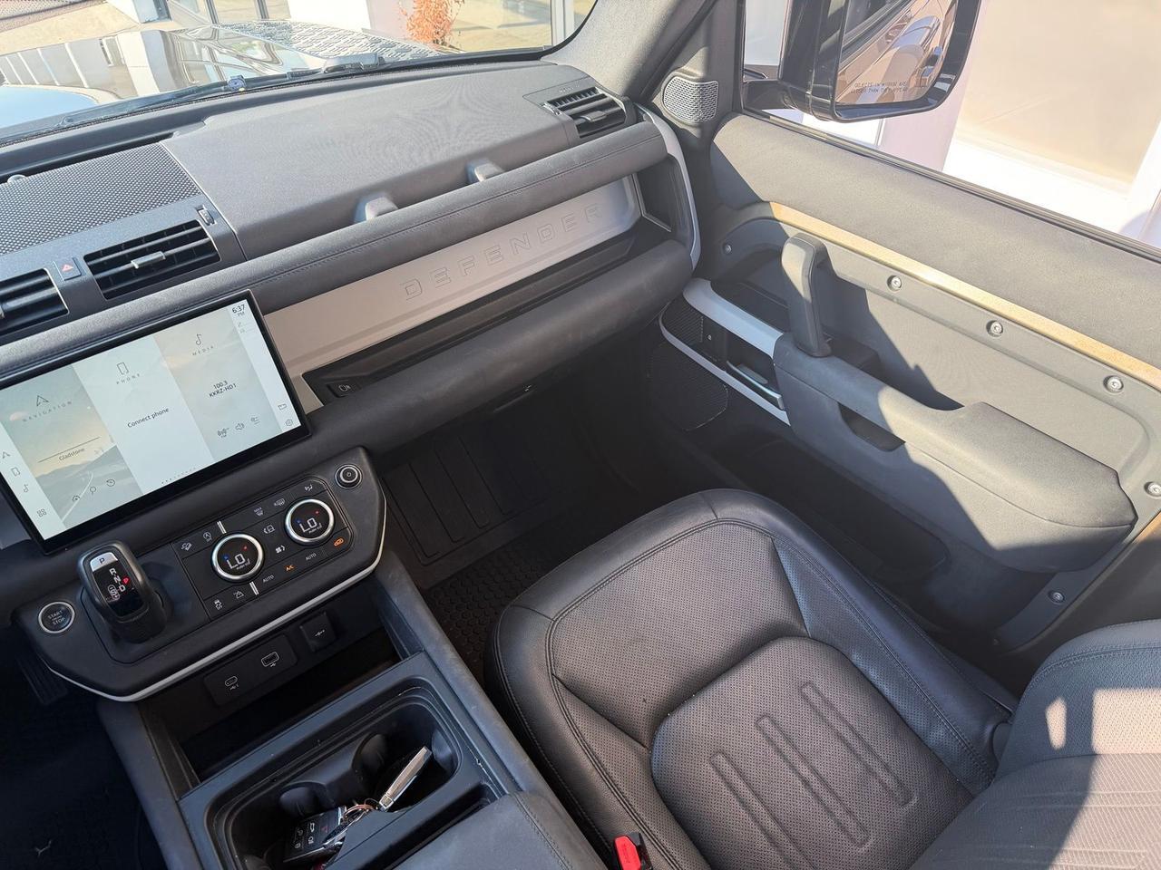 2022 Land Rover Defender 90 S Gladstone OR