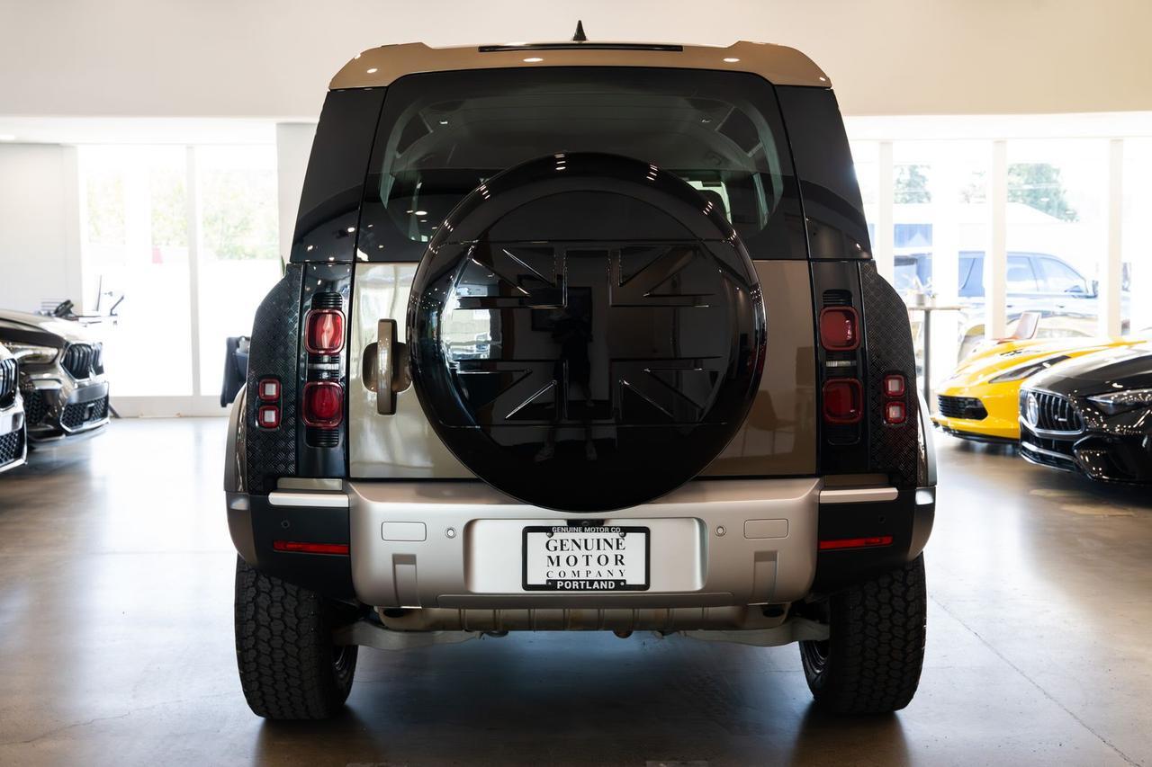 2022 Land Rover Defender 90 S Gladstone OR