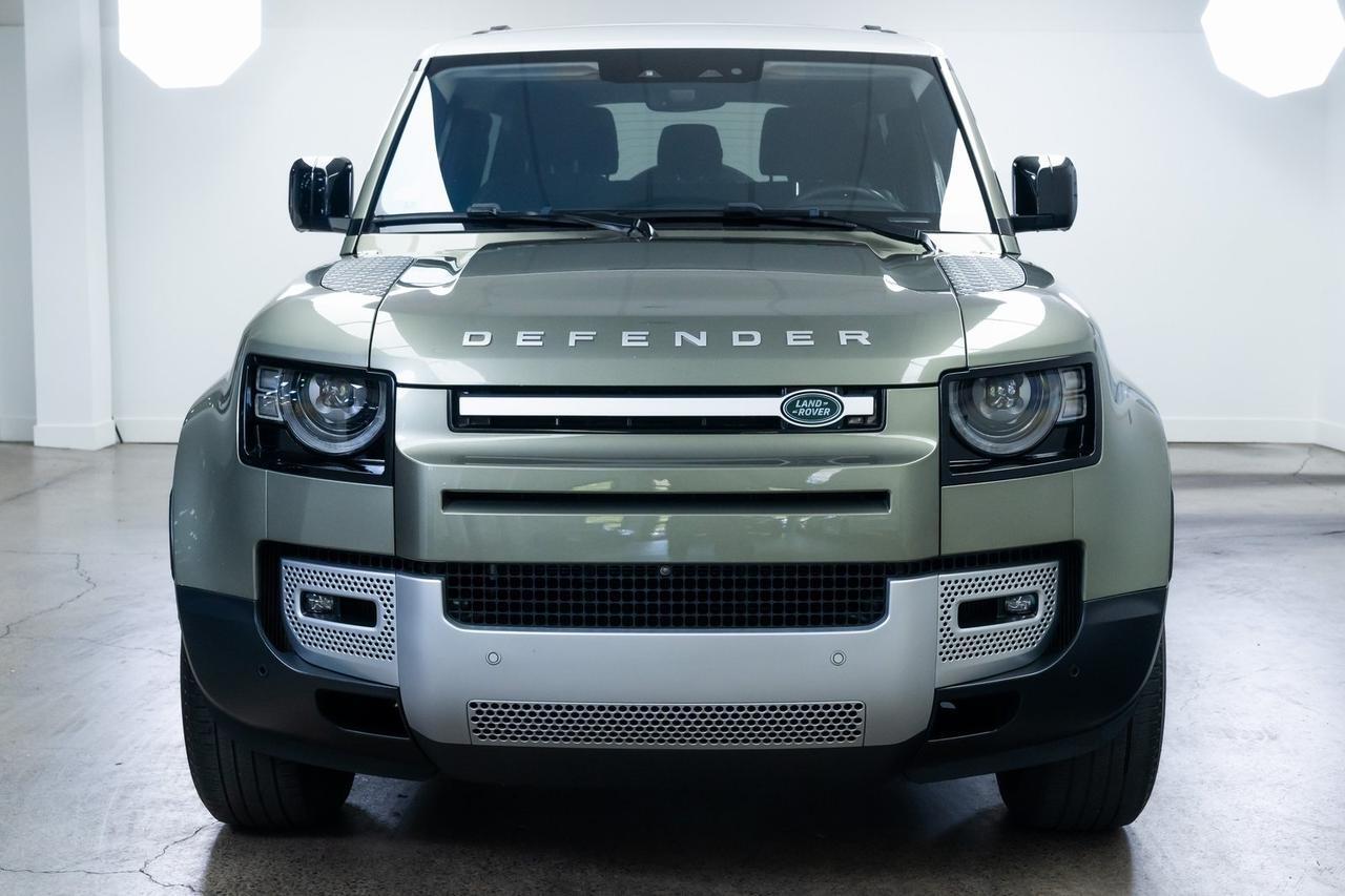 2022 Land Rover Defender 90 Standard 5 Passenger Heated Seats Meridian Audio Portland OR